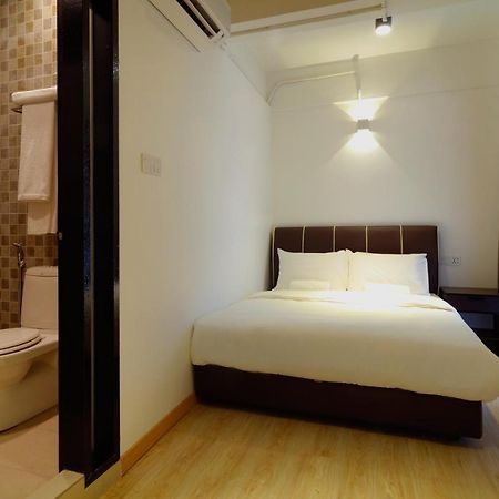 Bulatan HostelTanjong Aru エクステリア 写真