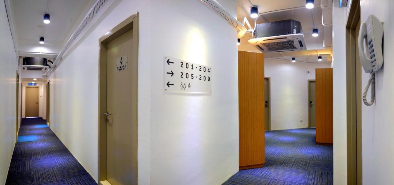 Bulatan HostelTanjong Aru エクステリア 写真