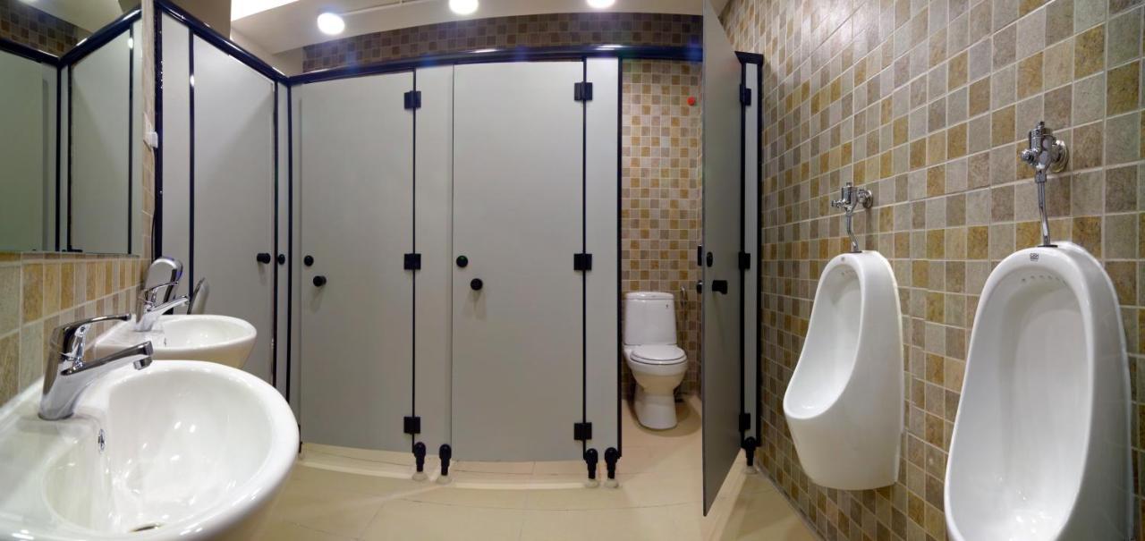 Bulatan HostelTanjong Aru エクステリア 写真