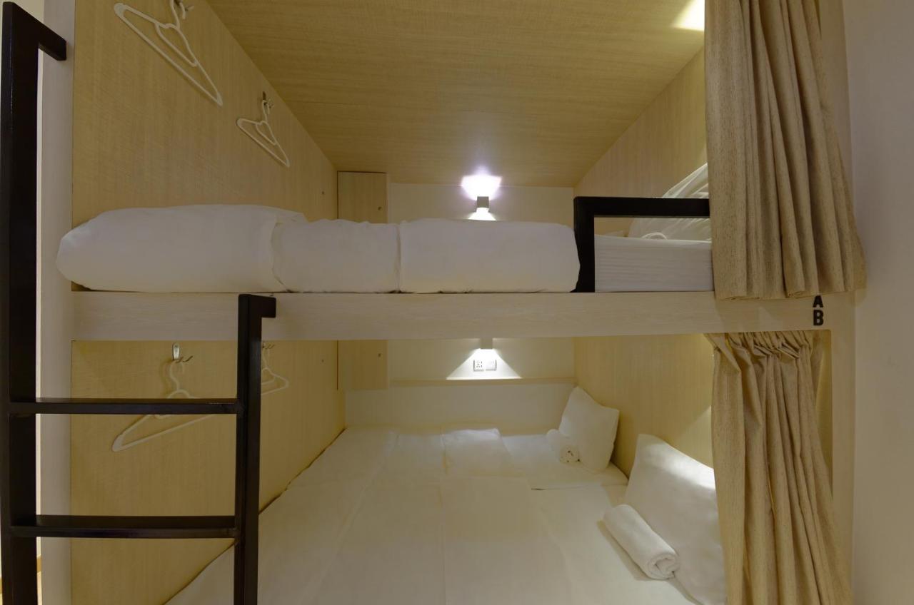 Bulatan HostelTanjong Aru エクステリア 写真